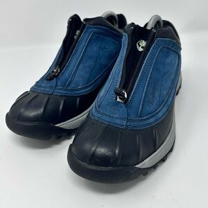 Timberland women’s Blue and Black zipper duck boot size 8.5